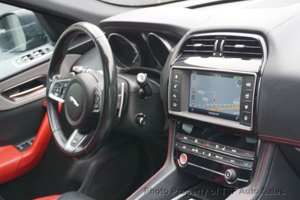 2017 Jaguar F-PACE S AWD RED LEATHER NAVI REAR CAM MERIDIAN SOUND PANO ROOF XENONS  - 22871298 - 18