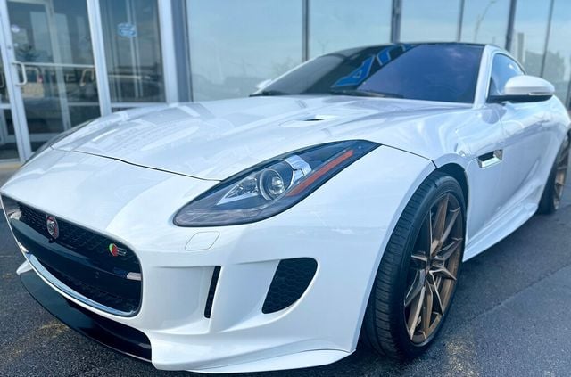 2017 Jaguar F-TYPE Coupe Automatic Premium - 22595026 - 11