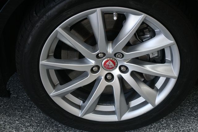 2017 Jaguar F-TYPE Coupe Automatic Premium - 23019003 - 20