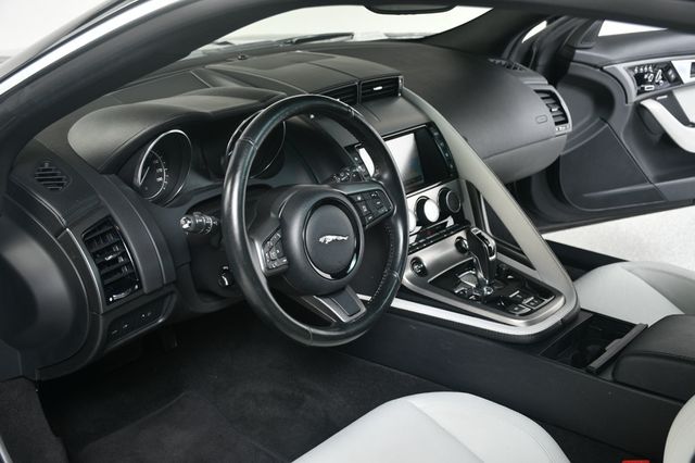 2017 Jaguar F-TYPE Coupe Automatic Premium - 23019003 - 24