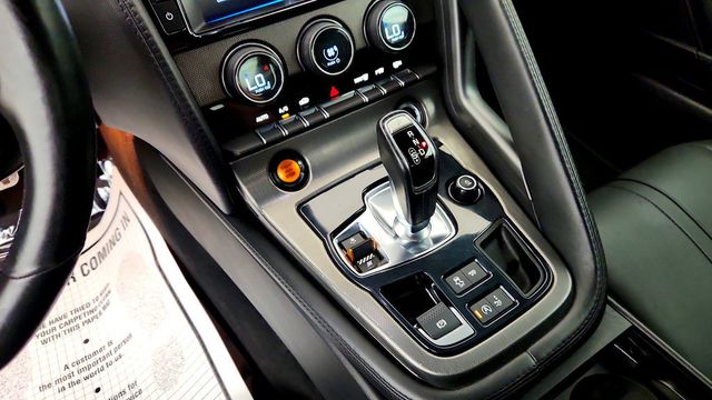 2017 Jaguar F-TYPE Coupe Automatic S British Design Edition AWD - 23082888 - 16