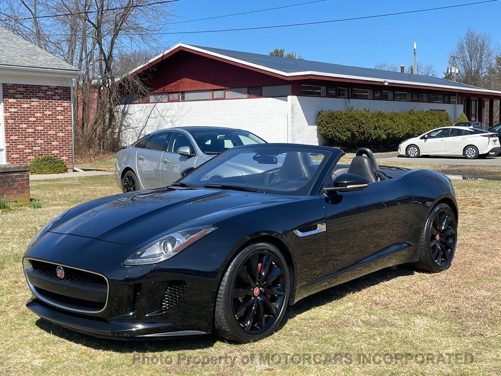 2017 Jaguar F-TYPE *PRICE REDUCED!! CAR IS GORGEOUS IN TRIPLE BLACK - 21866718 - 4