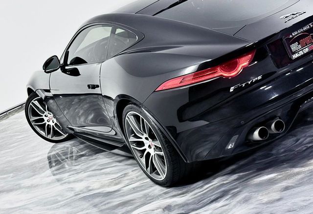 2017 Jaguar F-Type R Coupe AWD - 23031396 - 12