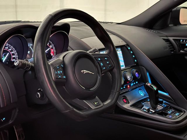 2017 Jaguar F-Type R Coupe AWD - 23031396 - 20