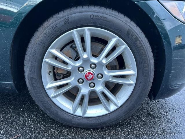 2017 Jaguar XE 25t Premium RWD - 22968973 - 12