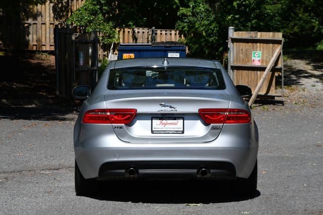 2017 Jaguar XE 35t Premium AWD - 23081117 - 5