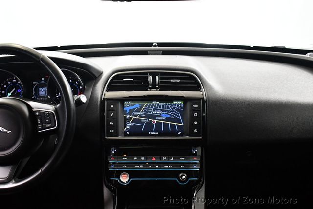 2017 Jaguar XE 35t Premium AWD - 22959077 - 22