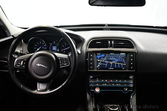 2017 Jaguar XE 35t Premium AWD - 22959077 - 25