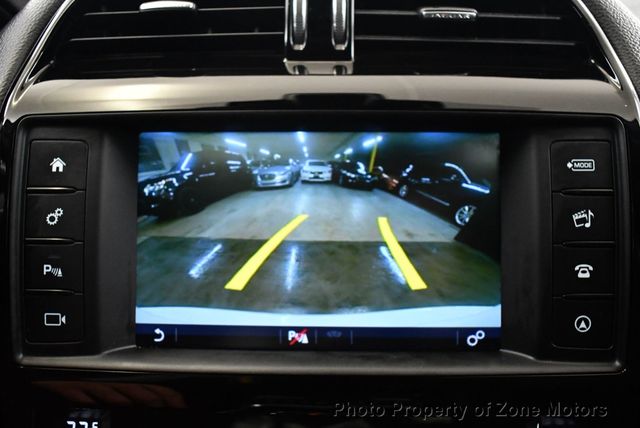 2017 Jaguar XE 35t Premium AWD - 22959077 - 46