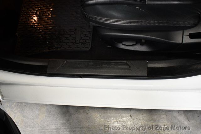 2017 Jaguar XE 35t Premium AWD - 22959077 - 7