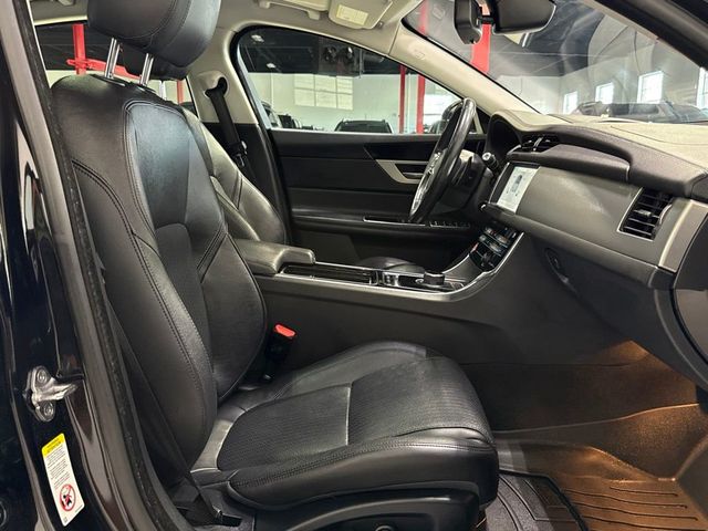 2017 Jaguar XF 20d Prestige AWD - 23056207 - 27