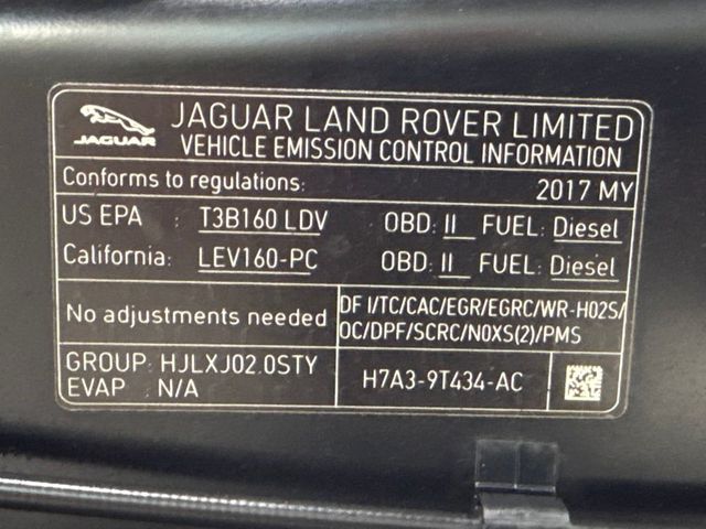 2017 Jaguar XF 20d Prestige AWD - 23056207 - 32