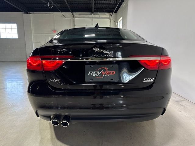 2017 Jaguar XF 20d Prestige AWD - 23056207 - 5