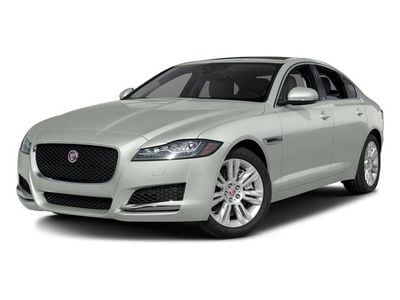 2017 Jaguar XF