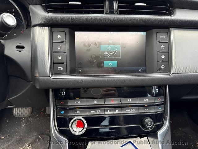 2017 Jaguar XF 35t Premium RWD - 22952565 - 10