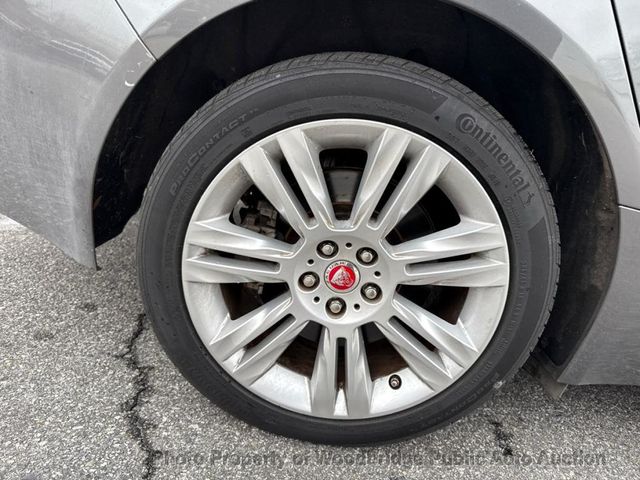 2017 Jaguar XF 35t Premium RWD - 22952565 - 16