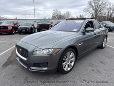 2017 Jaguar XF - SAJBD4BV1HCY40538