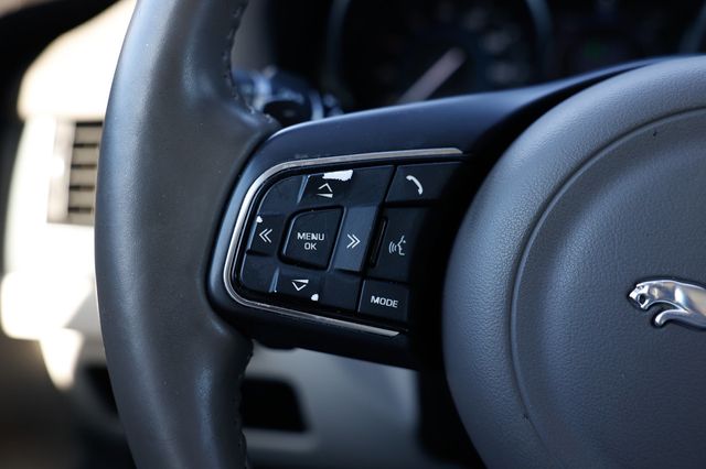 2017 Jaguar XF 35t Prestige RWD - 22948843 - 25