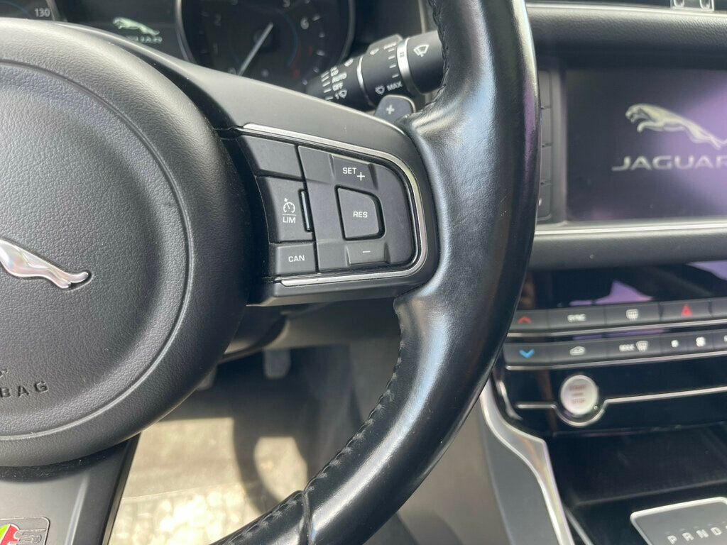 2017 Jaguar XF 35t RWD S - 22741480 - 10