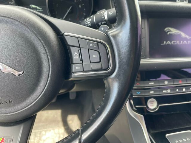 2017 Jaguar XF 35t RWD S - 22741480 - 10