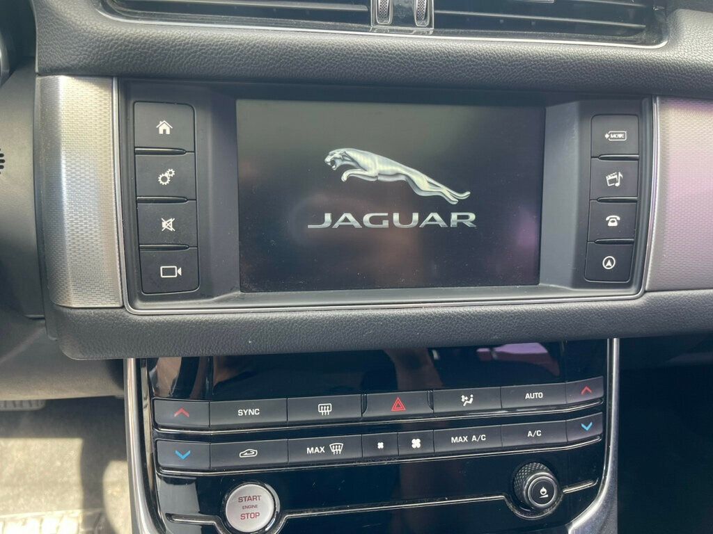 2017 Jaguar XF 35t RWD S - 22741480 - 11