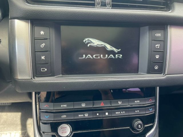 2017 Jaguar XF 35t RWD S - 22741480 - 11