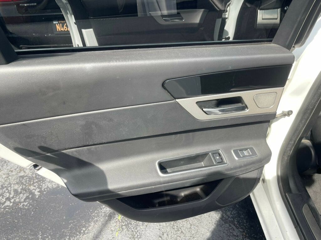 2017 Jaguar XF 35t RWD S - 22741480 - 14