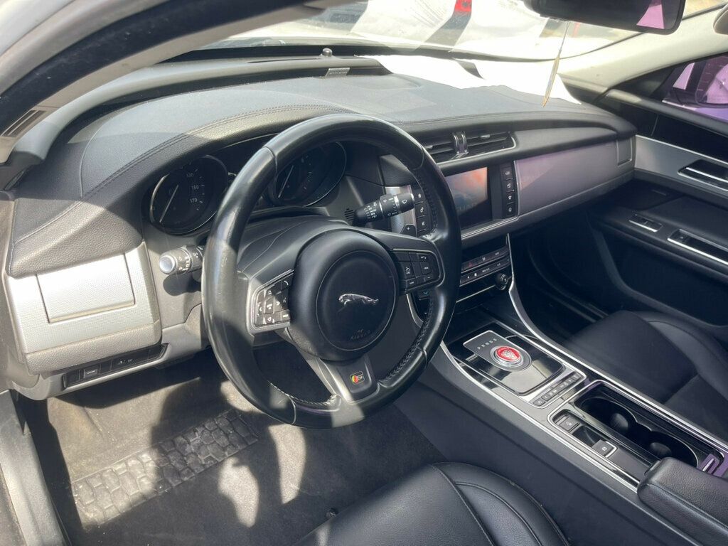 2017 Jaguar XF 35t RWD S - 22741480 - 7