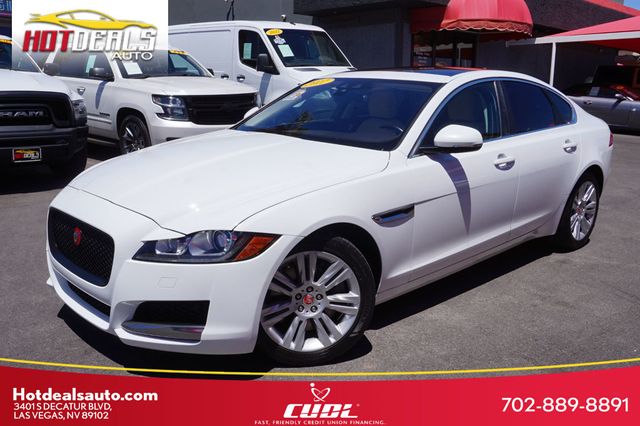 2017 Jaguar XF XF 35T, PREMIUM WHEELS, MOON ROOF, LEATHER SEATS, BACKUP CAMERA - 23029563 - 0