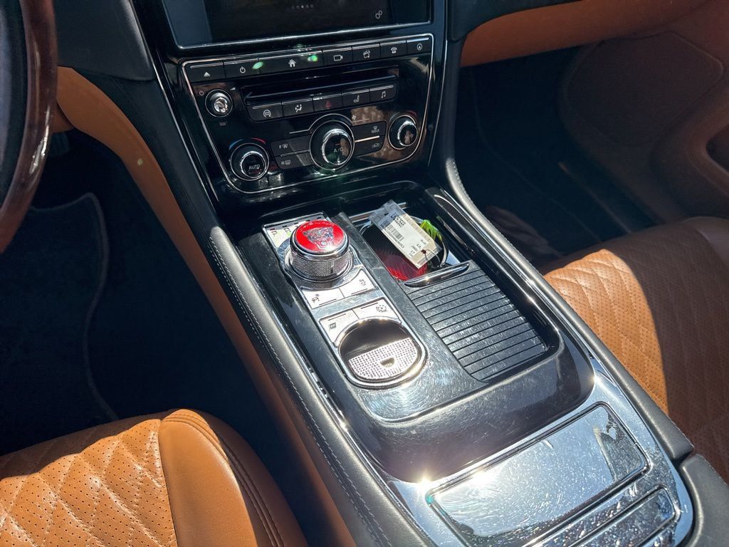 2017 Jaguar XJ XJL Portfolio AWD - 23022677 - 13