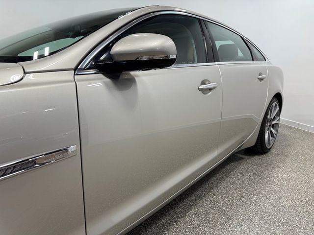 2017 Jaguar XJ XJL Portfolio AWD - 22987762 - 16