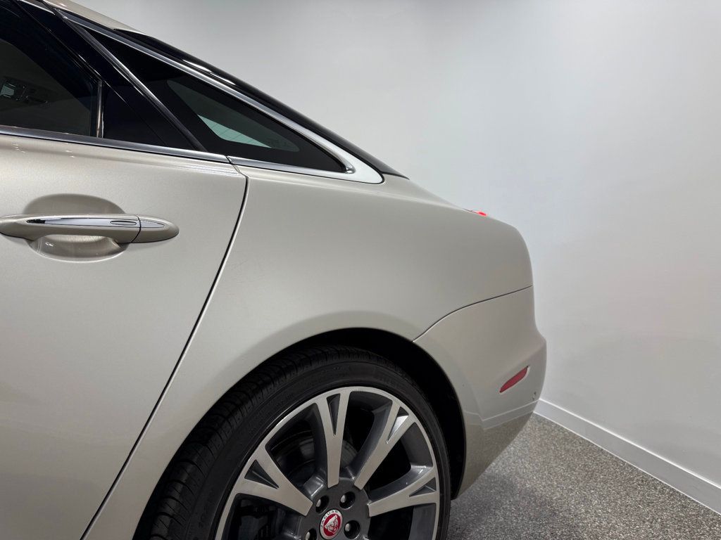 2017 Jaguar XJ XJL Portfolio AWD - 22987762 - 18