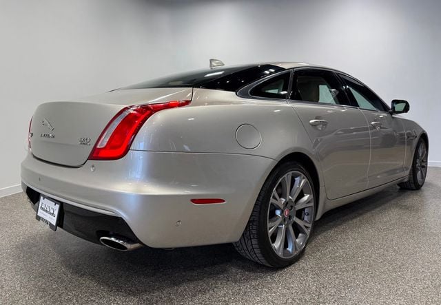 2017 Jaguar XJ XJL Portfolio AWD - 22987762 - 22