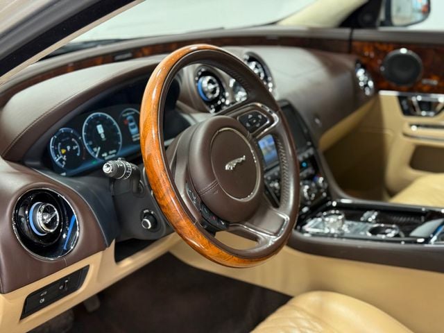 2017 Jaguar XJ XJL Portfolio AWD - 22987762 - 31