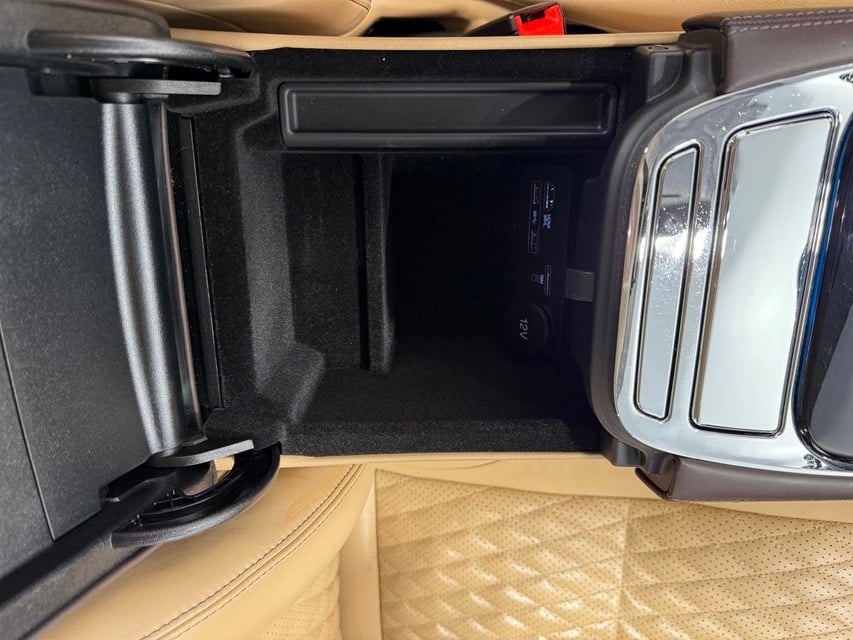 2017 Jaguar XJ XJL Portfolio AWD - 22987762 - 52