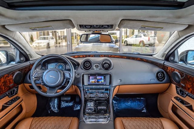 2017 Jaguar XJ XJL PORTFOLIO - NAV - PANO ROOF - BLUETOOTH - GORGEOUS - 22977042 - 2