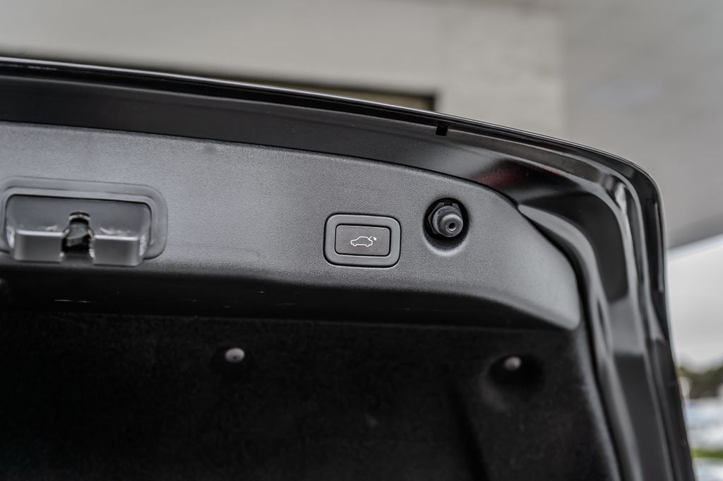 2017 Jaguar XJ XJ-R SPORT AWD - NAV - PANO ROOF - BACKUP CAM - GORGEOUS - 22970818 - 11