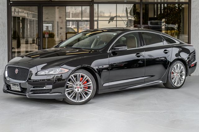 2017 Jaguar XJ XJ-R SPORT AWD - NAV - PANO ROOF - BACKUP CAM - GORGEOUS - 22970818 - 1