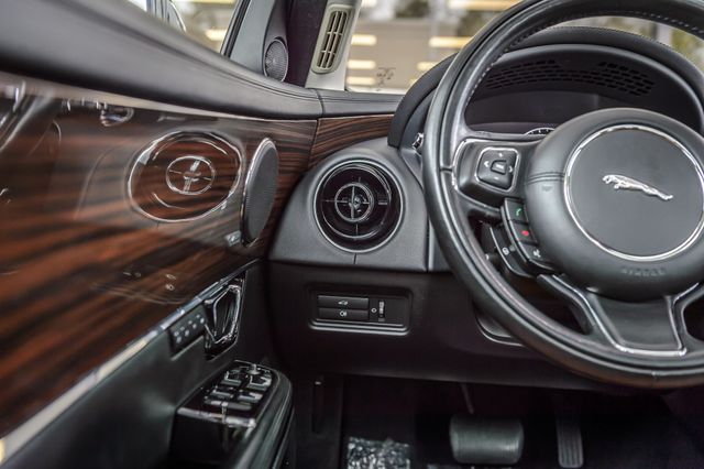 2017 Jaguar XJ XJ-R SPORT AWD - NAV - PANO ROOF - BACKUP CAM - GORGEOUS - 22970818 - 27