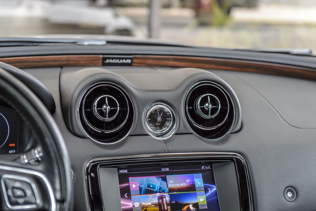 2017 Jaguar XJ XJ-R SPORT AWD - NAV - PANO ROOF - BACKUP CAM - GORGEOUS - 22970818 - 29