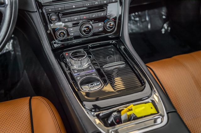 2017 Jaguar XJ XJ-R SPORT AWD - NAV - PANO ROOF - BACKUP CAM - GORGEOUS - 22970818 - 31