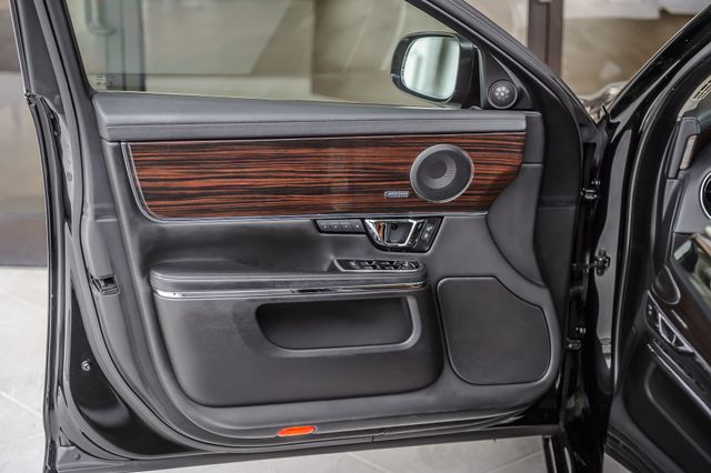 2017 Jaguar XJ XJ-R SPORT AWD - NAV - PANO ROOF - BACKUP CAM - GORGEOUS - 22970818 - 49