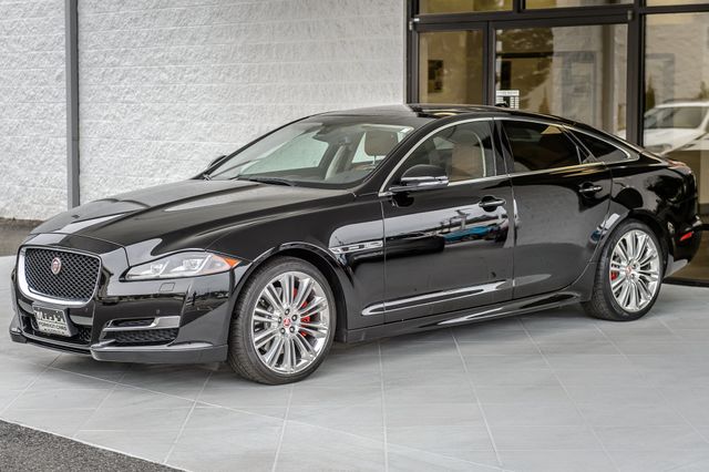 2017 Jaguar XJ XJ-R SPORT AWD - NAV - PANO ROOF - BACKUP CAM - GORGEOUS - 22970818 - 5
