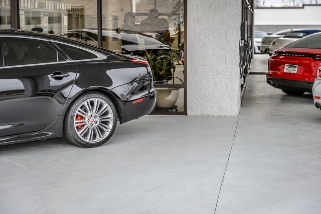 2017 Jaguar XJ XJ-R SPORT AWD - NAV - PANO ROOF - BACKUP CAM - GORGEOUS - 22970818 - 59