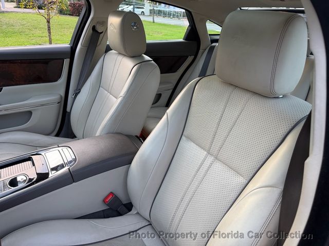 2017 Jaguar XJ XJ R-Sport RWD - 22995758 - 35