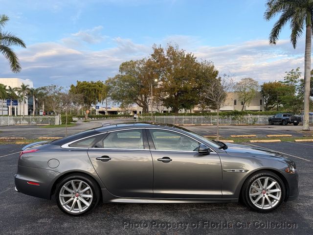 2017 Jaguar XJ XJ R-Sport Sedan 3.0L Supercharged V6 - 22995758 - 13