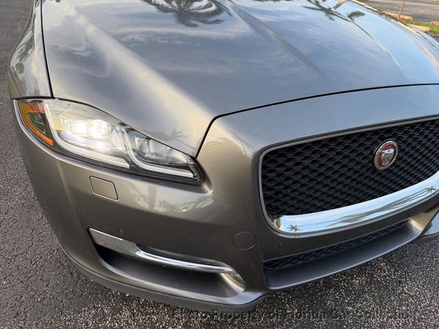 2017 Jaguar XJ XJ R-Sport Sedan 3.0L Supercharged V6 - 22995758 - 18