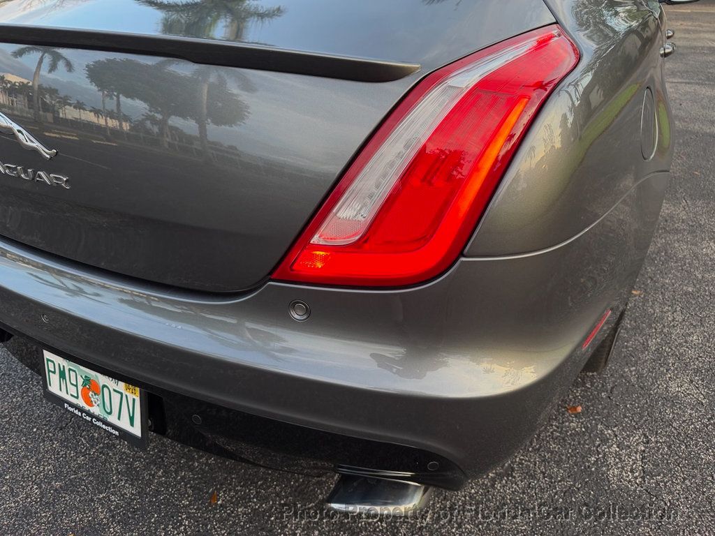 2017 Jaguar XJ XJ R-Sport Sedan 3.0L Supercharged V6 - 22995758 - 21