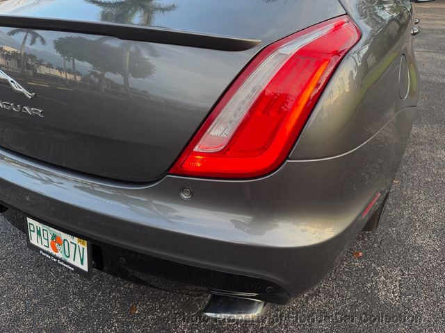 2017 Jaguar XJ XJ R-Sport Sedan 3.0L Supercharged V6 - 22995758 - 21