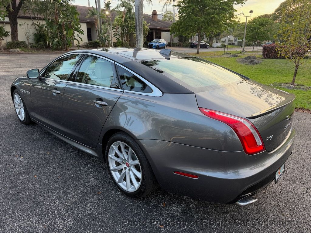 2017 Jaguar XJ XJ R-Sport Sedan 3.0L Supercharged V6 - 22995758 - 2